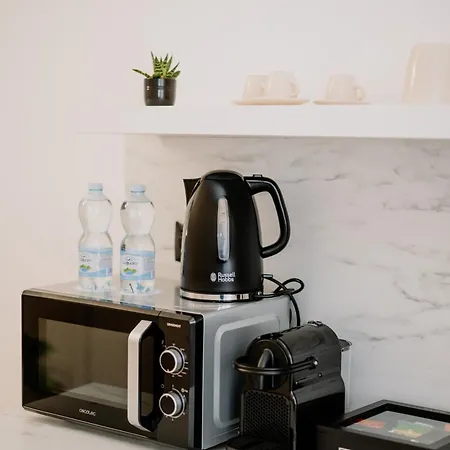 Alatea Valverde 아파트 *